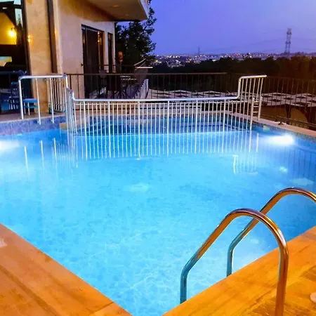 Country house Villa15 Lodge: Beachfront Luxury With Pool, Gym, And Sauna *