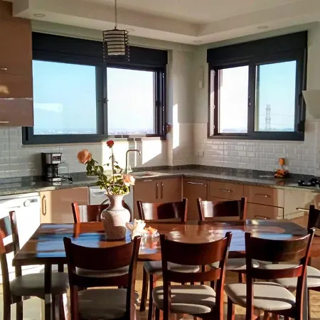 Villa15 Lodge: Beachfront Luxury With Pool, Gym, And Sauna Country house